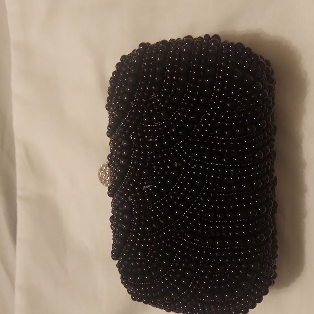Black pearl clutch